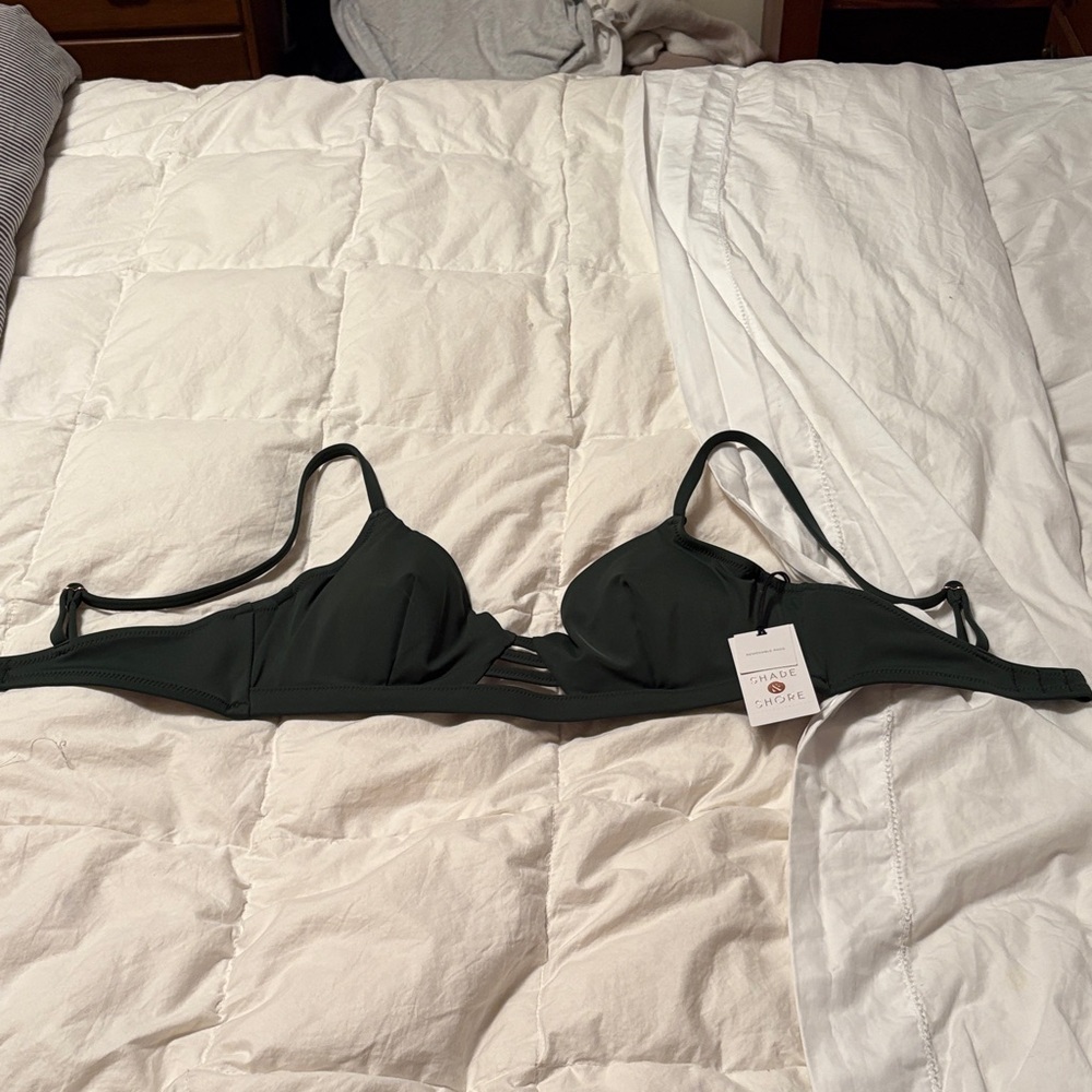 Elegant Dark Green Women's Swim Top